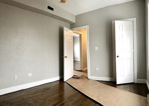 5th image of 9133 S Essex Ave