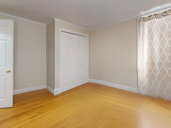 2nd image of 18 Salem St APT 2