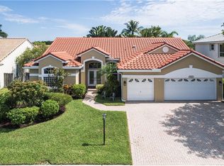 9320 Vedra Pointe Ln, Boca Raton, FL 33496
