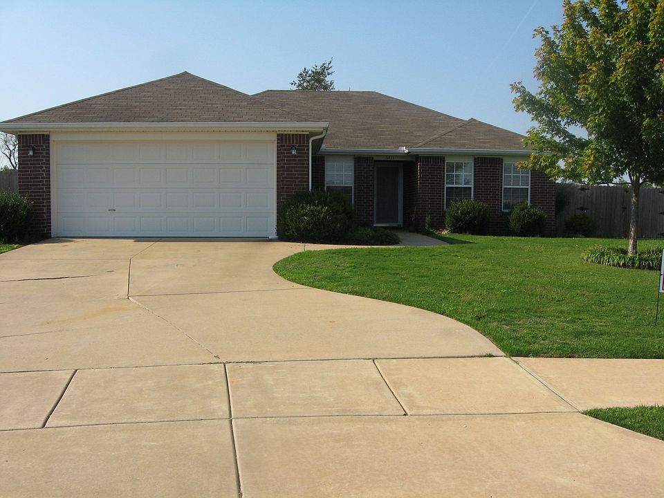 1st image of 6411 SW Meadow Well Ave