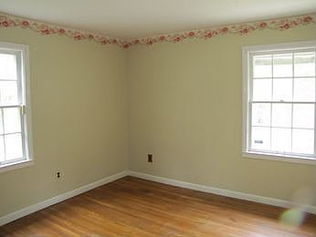 4th image of 2540 Auburn Ave