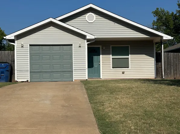 622 S Ash St, Guthrie, OK 73044