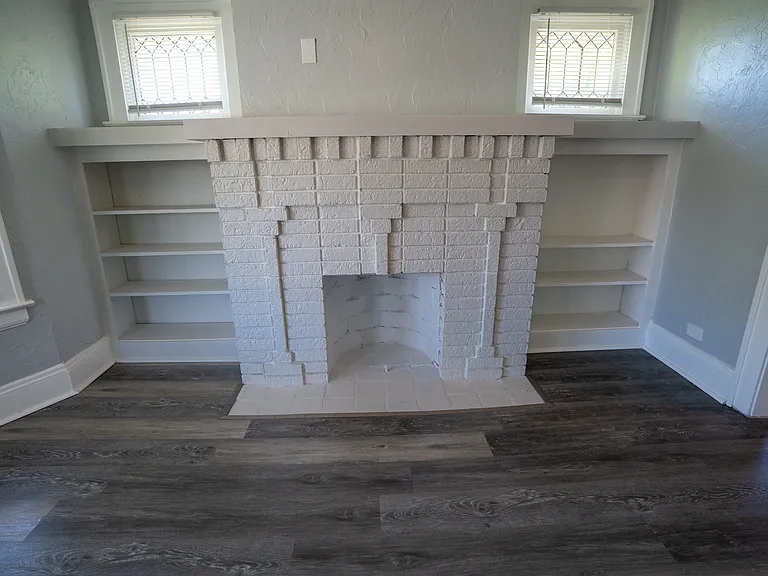 Living room Unit B