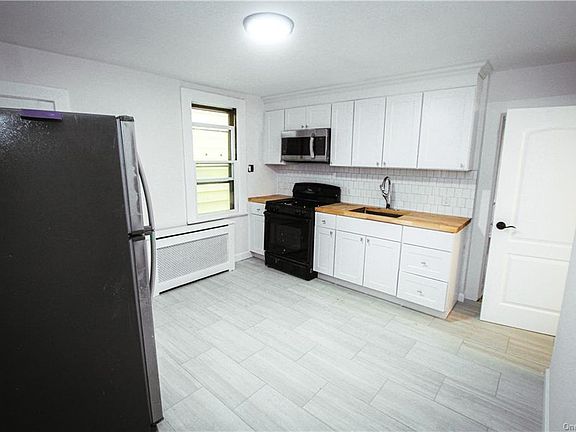 4th image of 224 Jessamine Ave