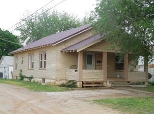 610 5th St, Alva, OK 73717