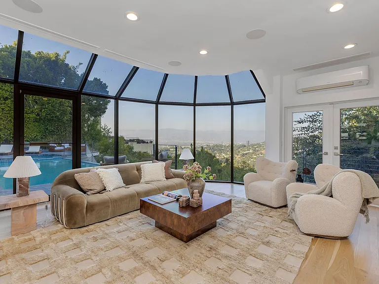 Pinnacle Pl — Photo 15