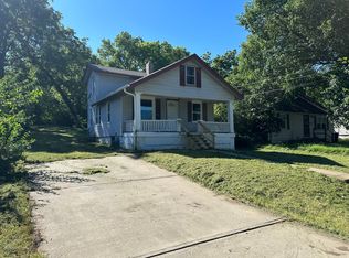 5326 Myrtle Ave, Kansas City, MO 64130