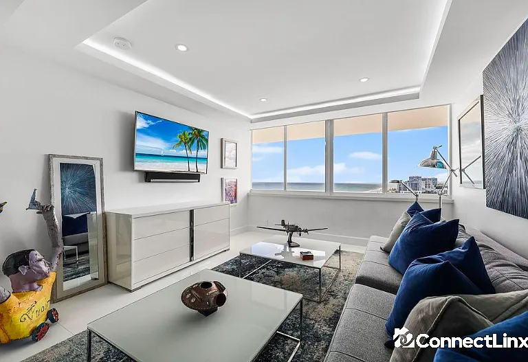 545 S Fort Lauderdale Beach Blvd — Photo 5