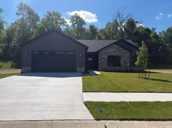 214 E Vine St, Delphi, IN 46923