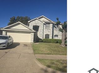 8312 Clearbrook Dr, Fort Worth, TX 76123