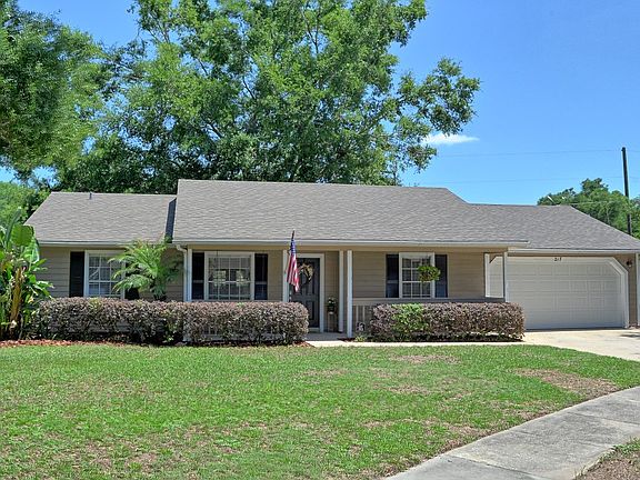 2nd image of 217 Sterling Rose Ct
