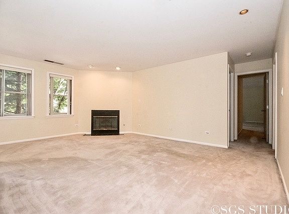 3rd image of 4747 Howard St APT 204A