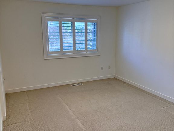 2nd image of 177 Rusty Crestway E #189