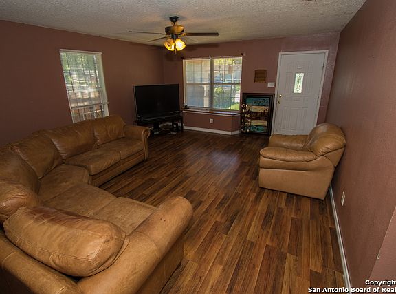 3rd image of 6635 Elmer Blvd