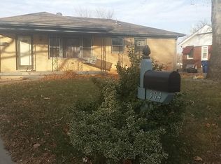 304 Filmore St, Mulvane, KS 67110