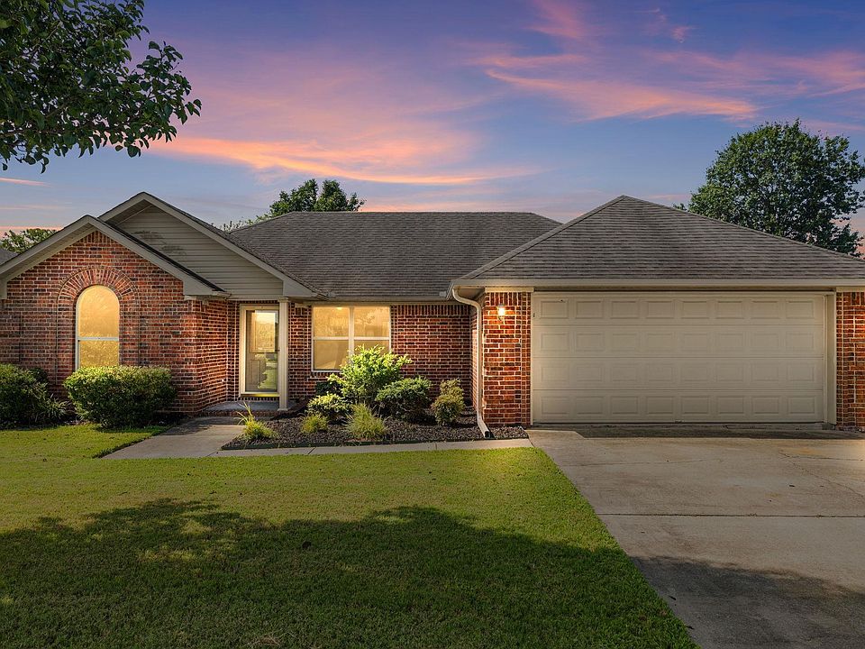 1st image of 913 Mesquite Trl