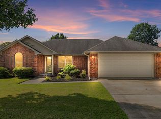913 Mesquite Trl, Jacksonville, AR 72076