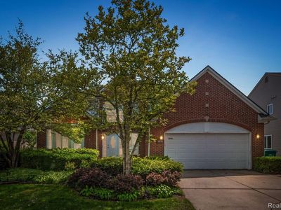 7870 Greene Farm Dr, Ypsilanti, MI, 48197