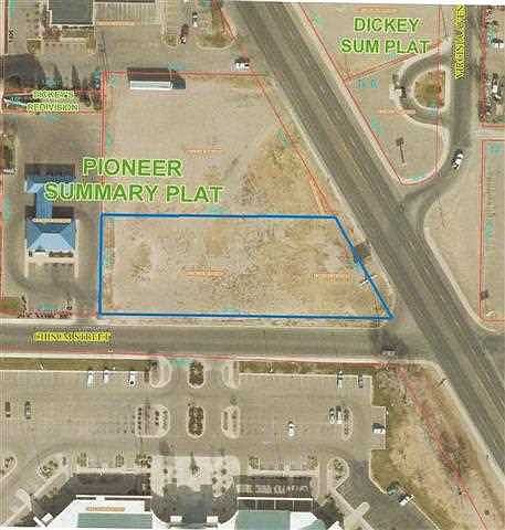 1st image of 1400 SE Main St