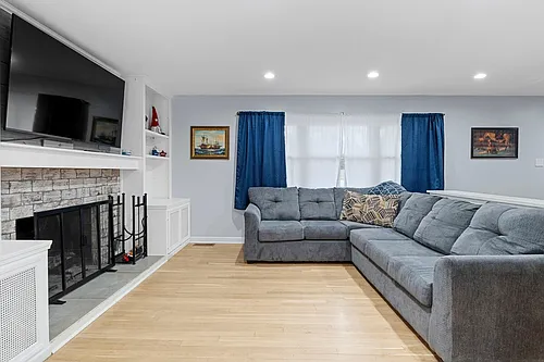 218 Brandon Rd #ID1312617P Photo 1