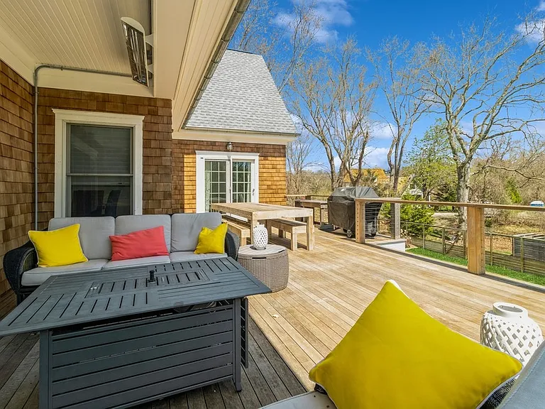 11 Beech Hollow Ct — Photo 21