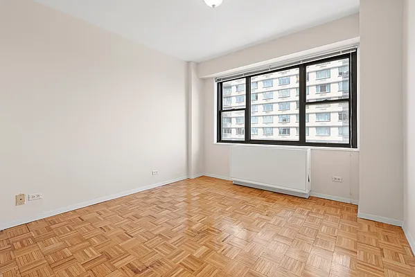 Sold by Compass | media 7