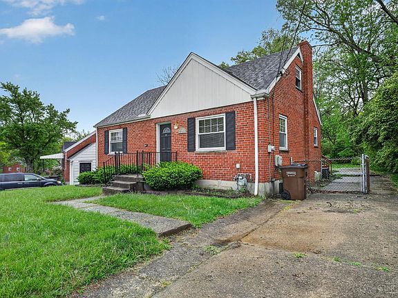 2nd image of 1149 Madeleine Cir