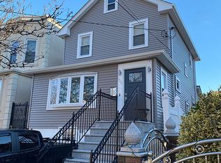 982 Pierce Ave, Bronx, NY 10462