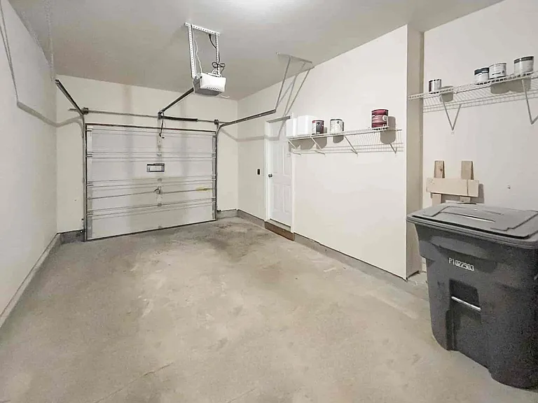 4033 Edgecomb Dr — Photo 27