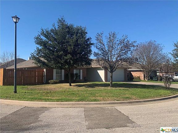2nd image of 2408 Upland Bend Dr