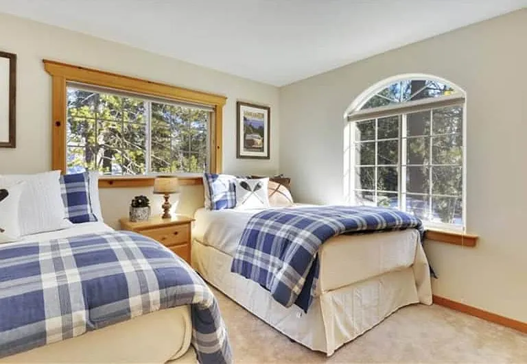 15225 Swiss Ln — Photo 22
