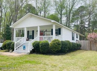 215 Old Ironsides Rd, NEWPORT, NC 28570