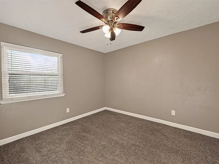 7338 Cornwall Bridge Ln — Photo 26