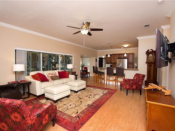 5th image of 1384 Red Oak Ln