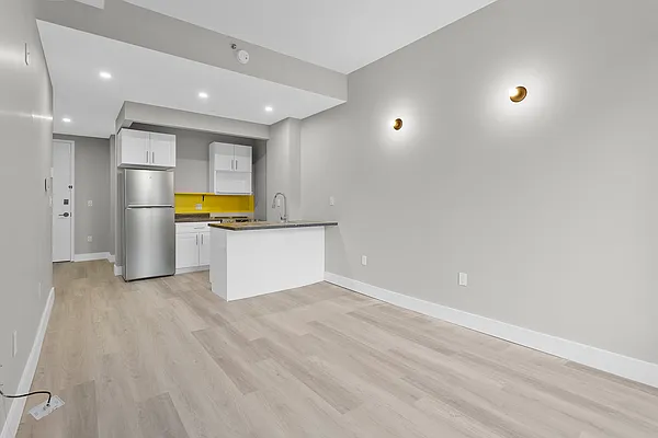 Rented by Reavis | media 4