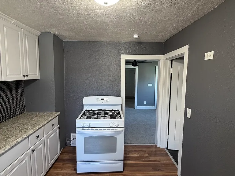 3299 W 82nd St #2 — Photo 5