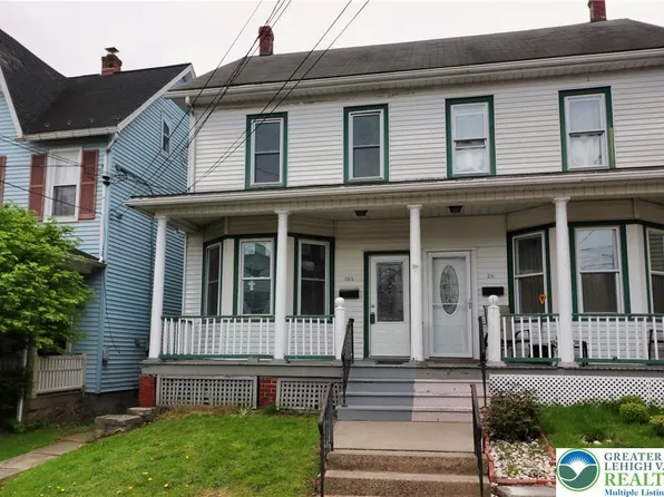 205 Madison Ave, Nazareth, PA 18064
