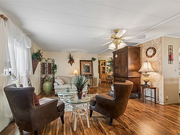 4th image of 12501 ULMERTON ROAD #175
