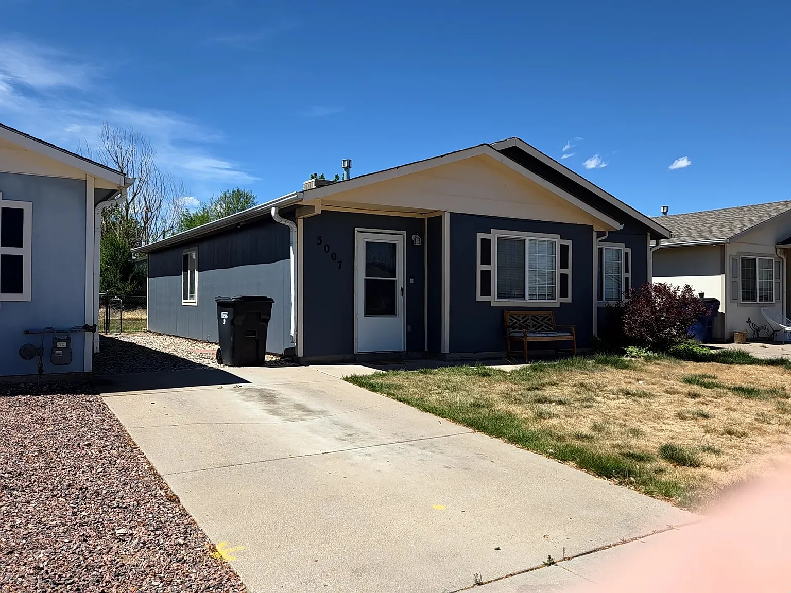 3 bed, 1088 sqft, $1,600 — Photo 1