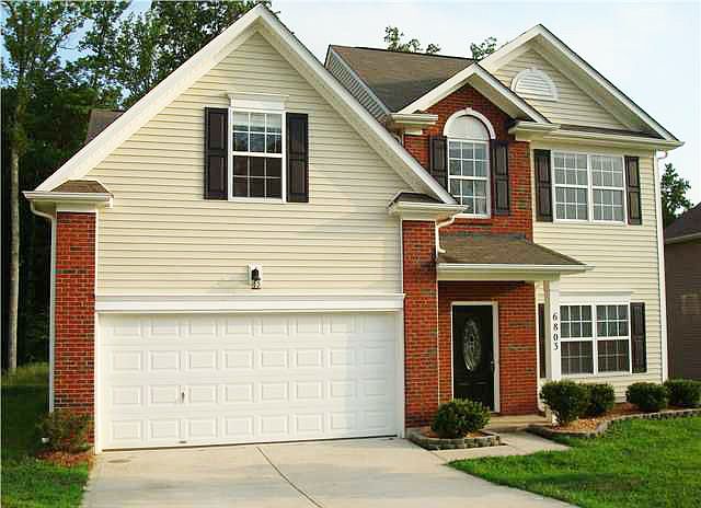 1st image of 6803 Goldenwillow Dr