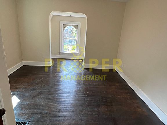 5th image of 27 Vassar Dr