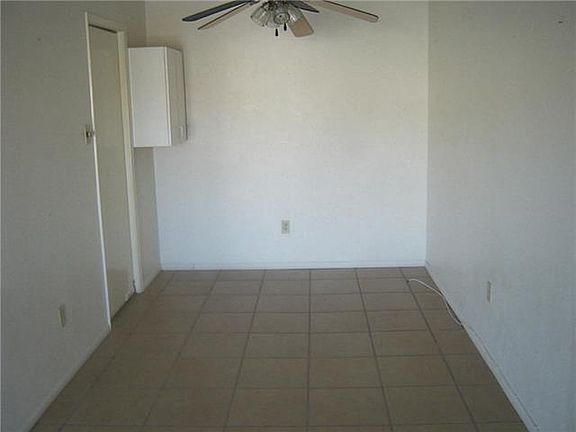 4th image of 4800 N Stanton St Unit 24