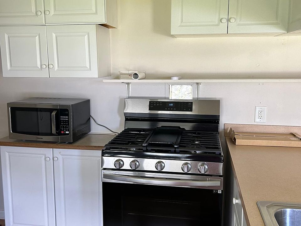 1st image of 11384 SW Glenadine St
