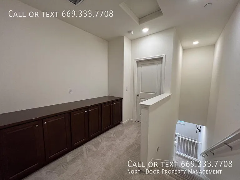 2762 Ferrara Cir — Photo 25