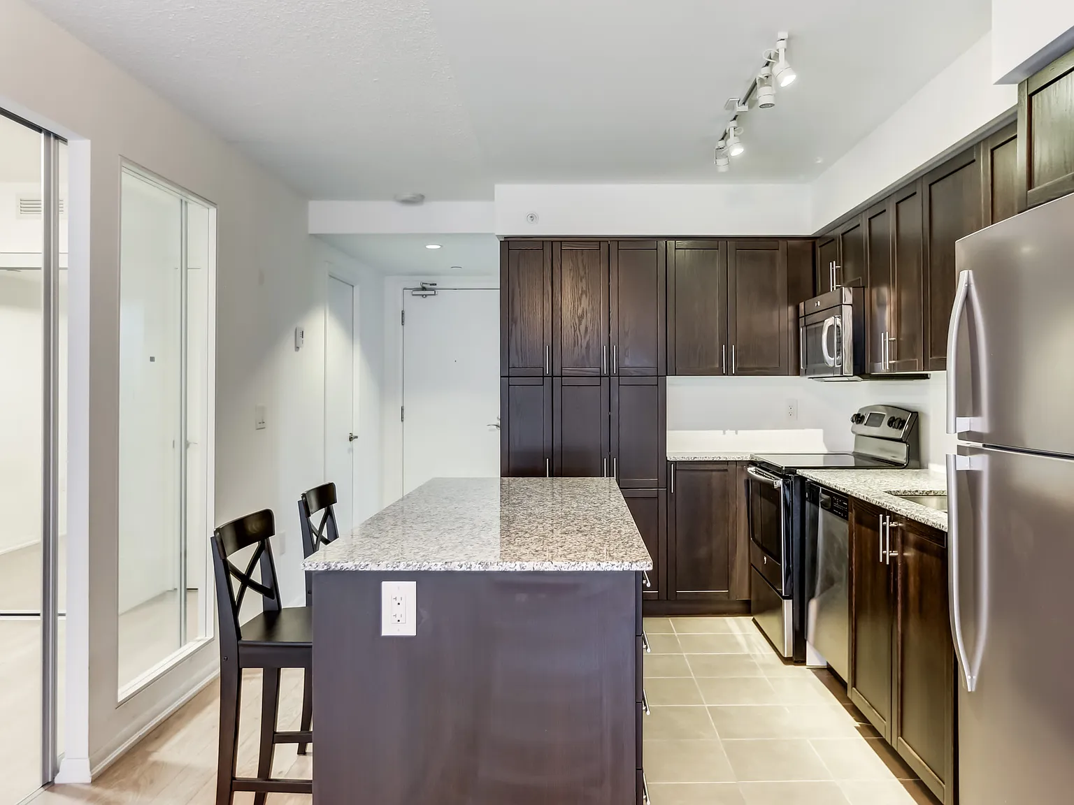 830 Lawrence Avenue — Photo 4
