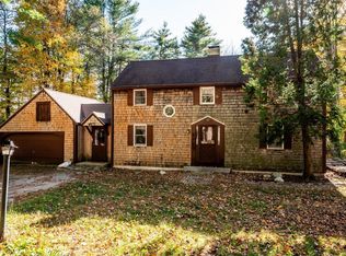 121 Fairview Dr, Pittsfield, NH 03263