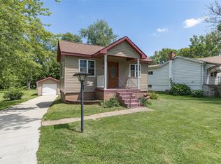 20 Shumate Ave, Maryland Heights, MO 63043
