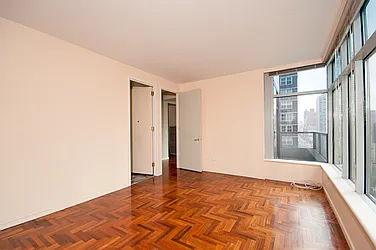 Sold by Sumitomo Real Estate Sales