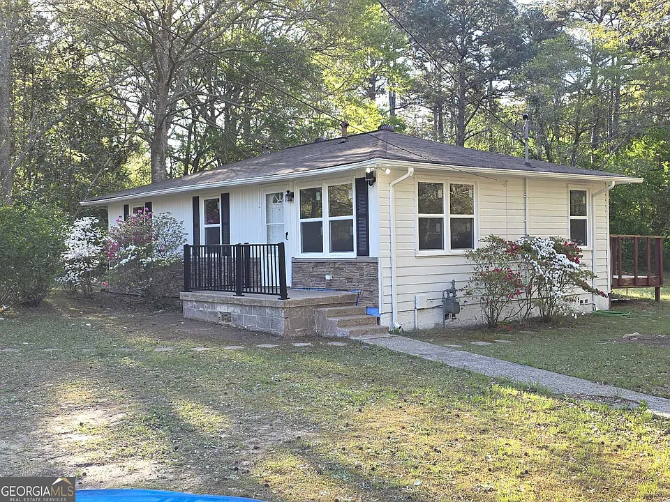 15 Dixie Dr