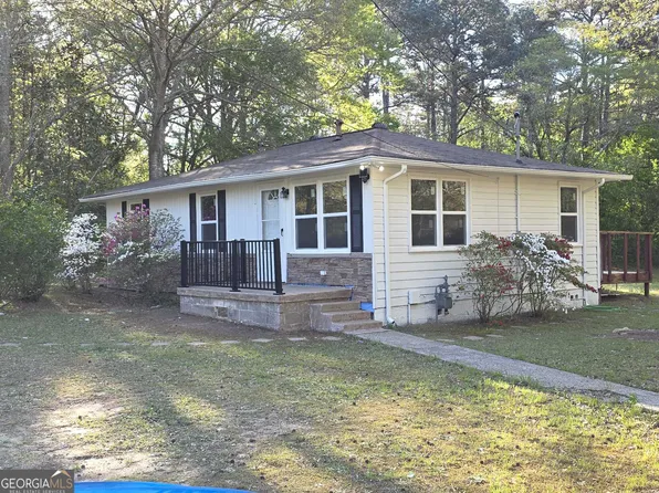 15 Dixie Dr, Stockbridge, GA 30281